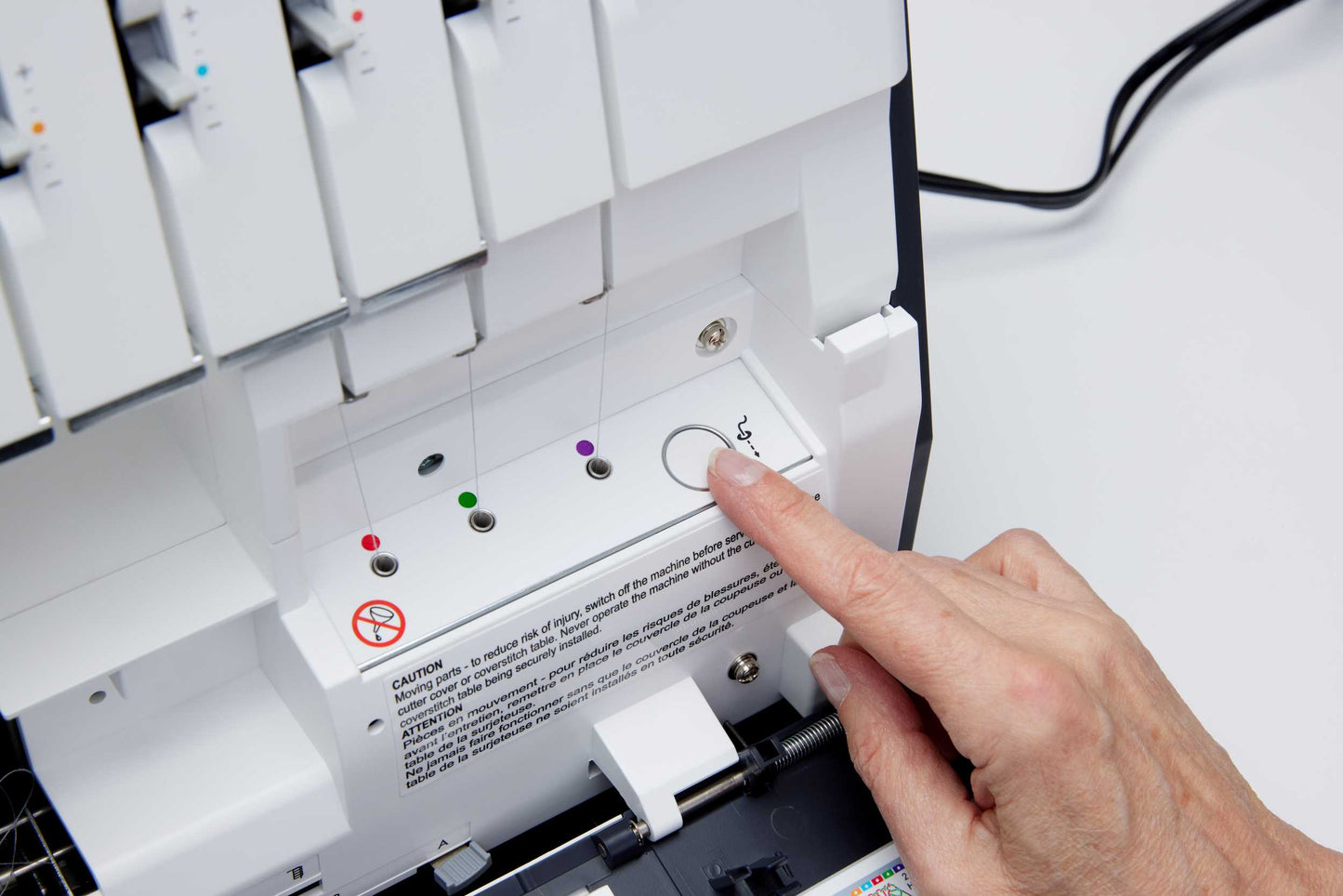 PFAFF® Admire™ Air 6000 Black Coverlock Machine