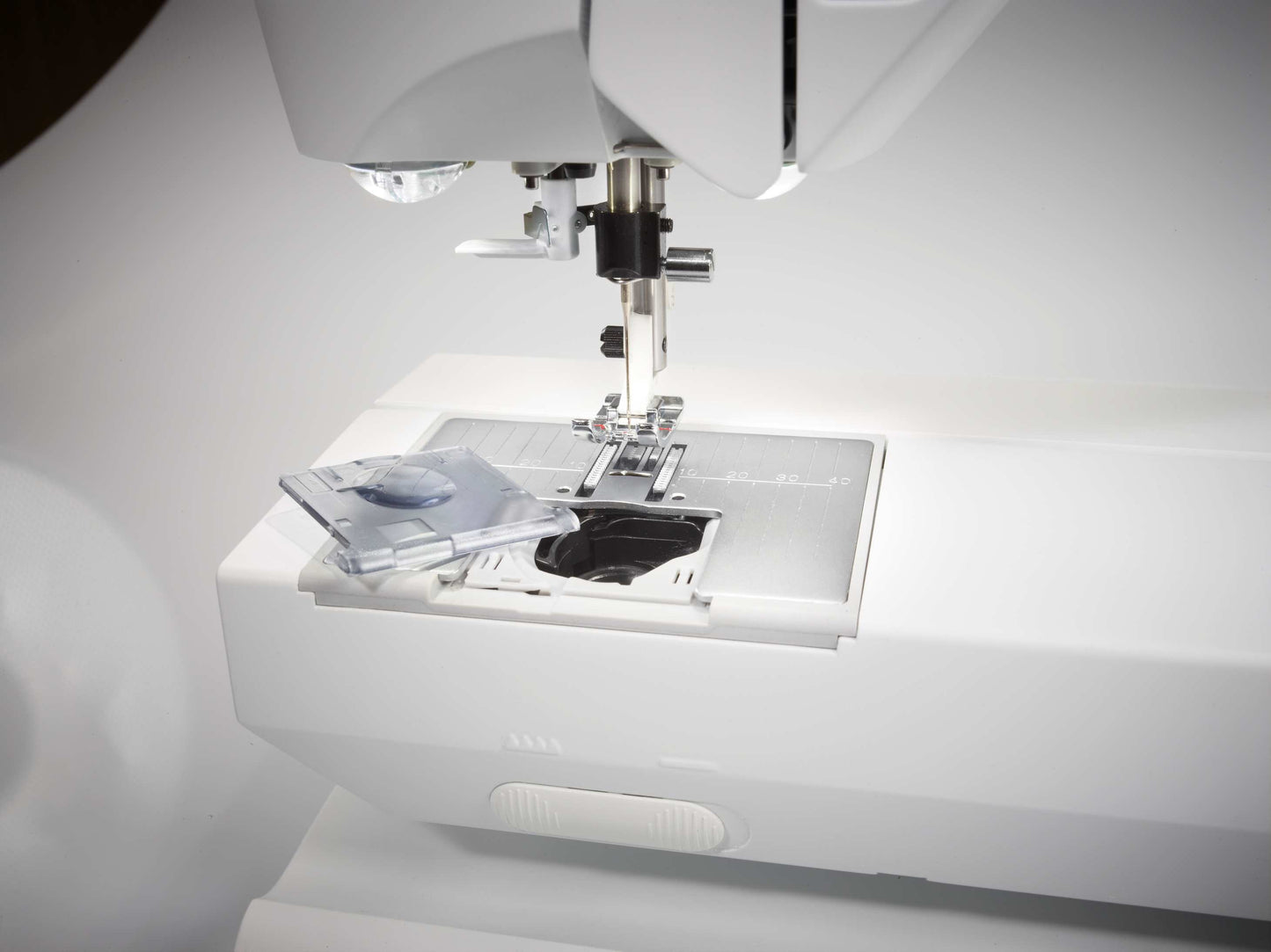Pre-Owned HUSQVARNA® VIKING® OPAL™ 650 Sewing Machine