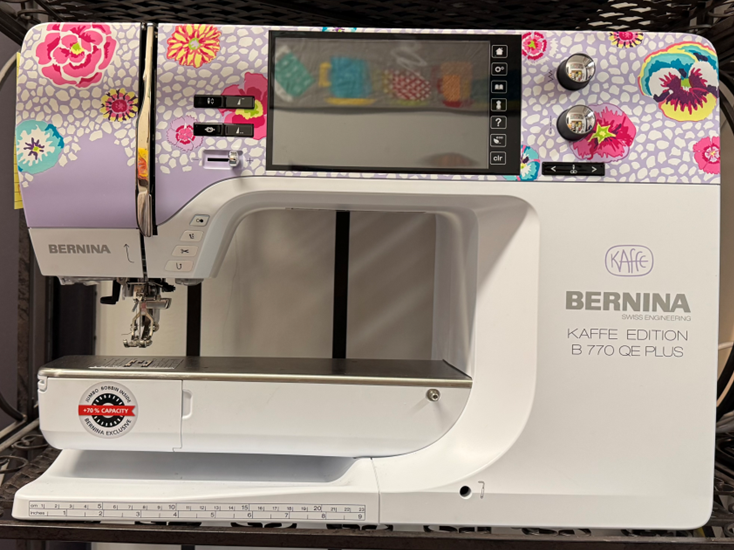 Pre-Owned Bernina Kaffe 770QE Pro