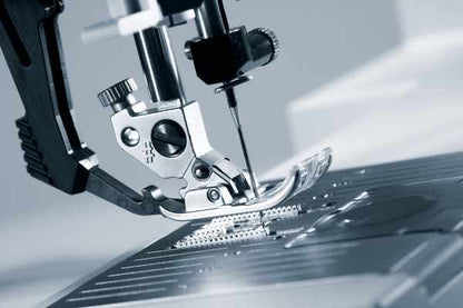 Pfaff Ambition 610 Blue Sewing Machine